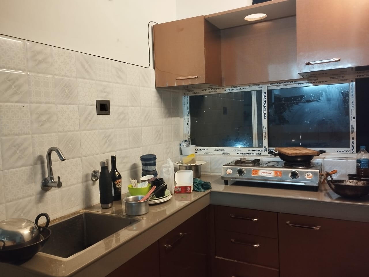 Unfurnished 2bhk in Geeta Nagar Road, Narikalbari, Guwahati, Assam, India for Rent